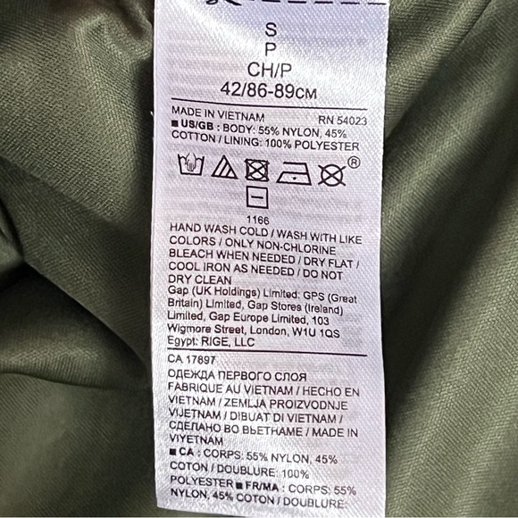 EUC | Banana Republic | Olive Green Lace Top | Size Small - Picture 6 of 6